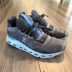 On Running Men's Cloudnova Black and Blue Athletic Shoes